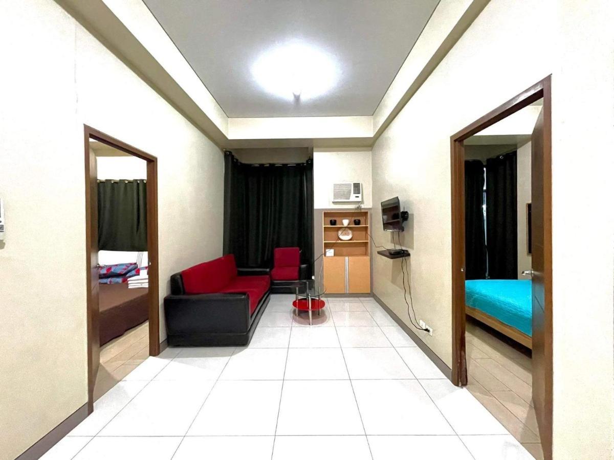 Lovely 2 Bed Room Condo Infront Of Naia Terminal 3 Manila Ngoại thất bức ảnh
